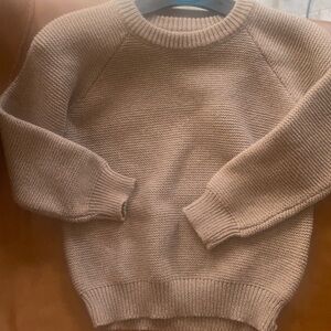 12-18 months boys knitted crew neck sweater. 62% cotton And 38% polyester